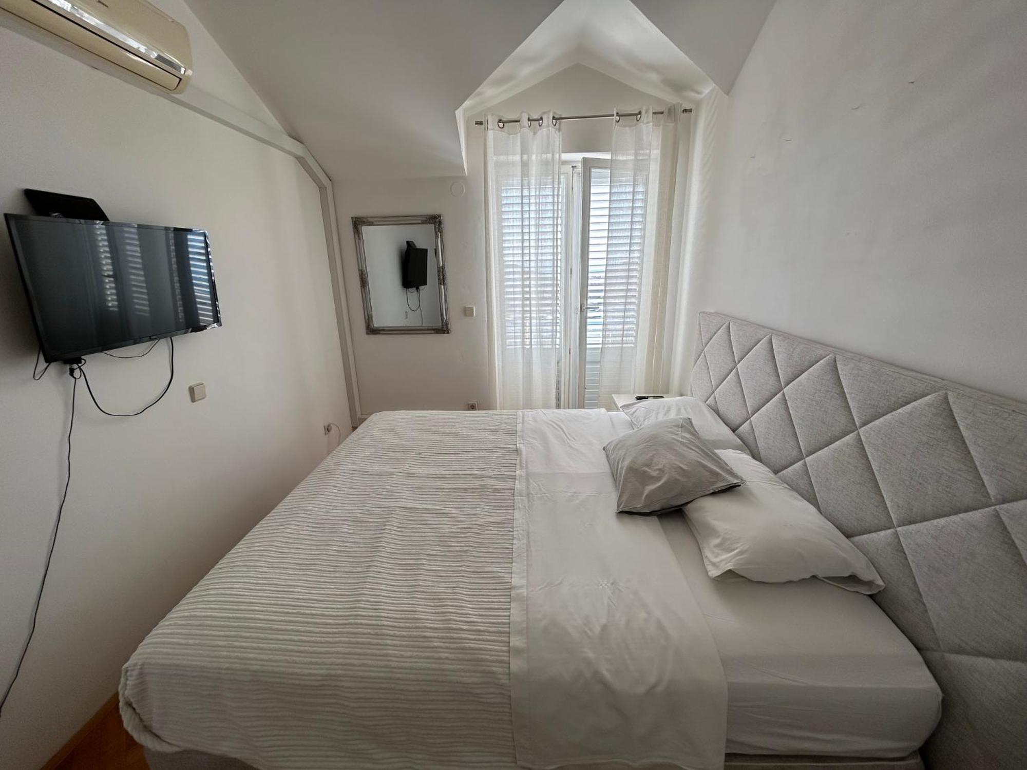 Iva Apartment