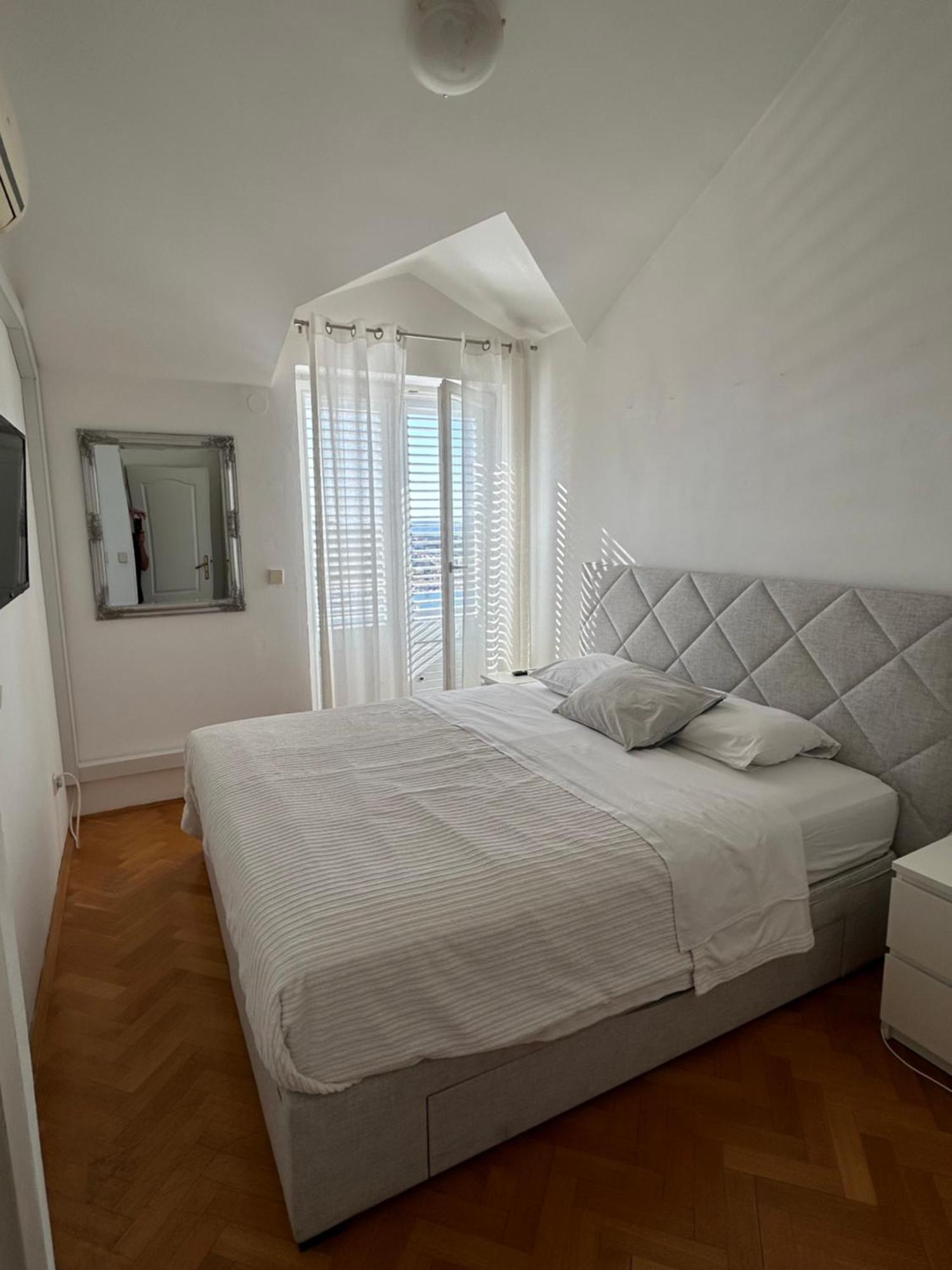 Iva Apartment *